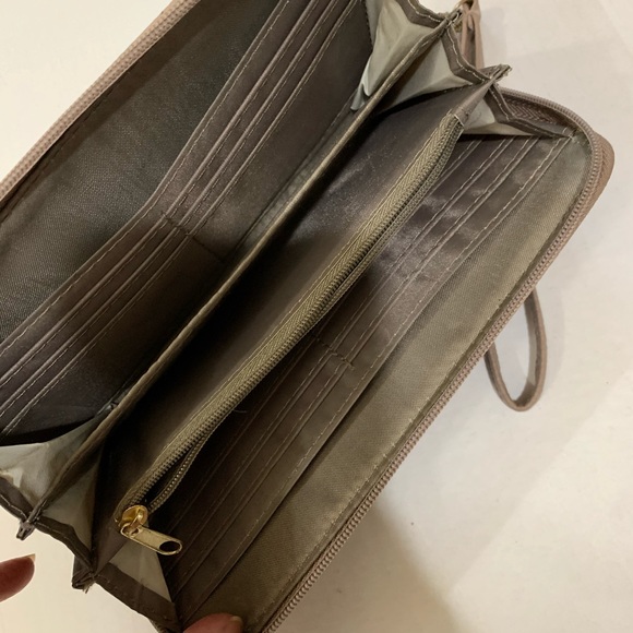 Nicole New York - Picture 2 of 7